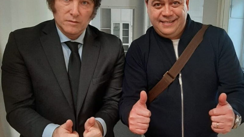 Treffinger calificó de "opereta" la información de que no será candidato a gobernador y Milei le dio like