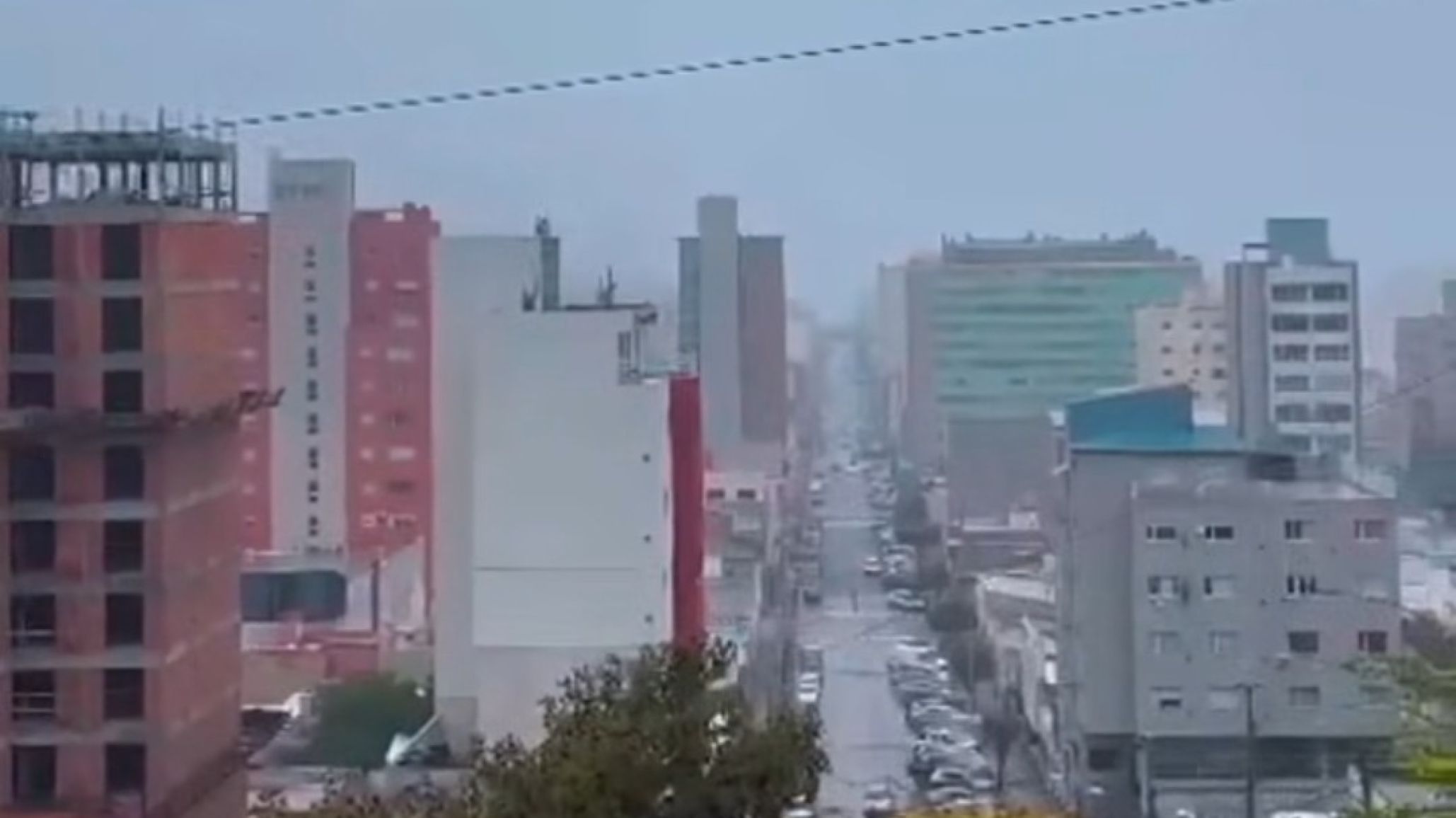 Comodoro: por segundo d韆 consecutivo, la neblina reduce la visibilidad