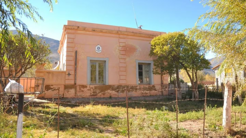 Horror en Jujuy: comenzó el juicio contra el padre acusado de envenenar a sus hijas mellizas tras 8 años prófugo