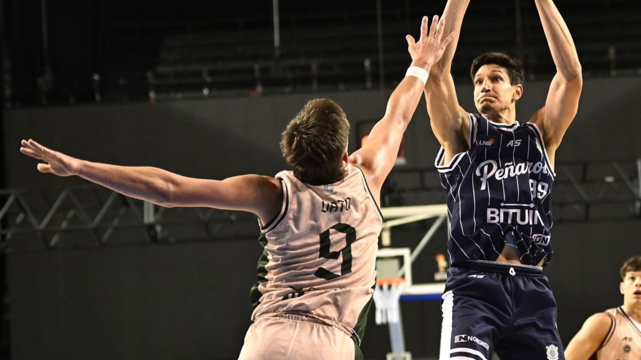 Gimnasia no pudo en Mar del Plata: perdió 62-57 contra Peñarol