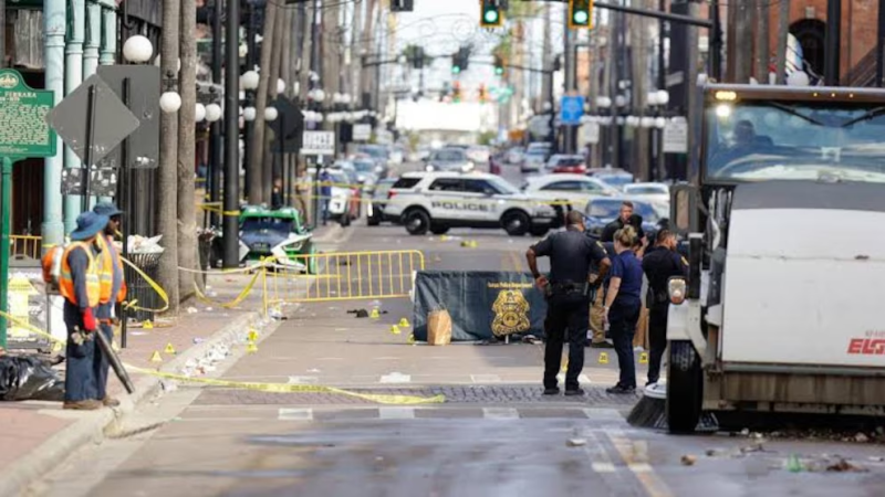 Dos personas murieron tras un tiroteo en un centro comercial de Estados Unidos