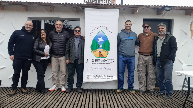 Provincia habilitó la pesca deportiva en algunos espejos de agua cordilleranos