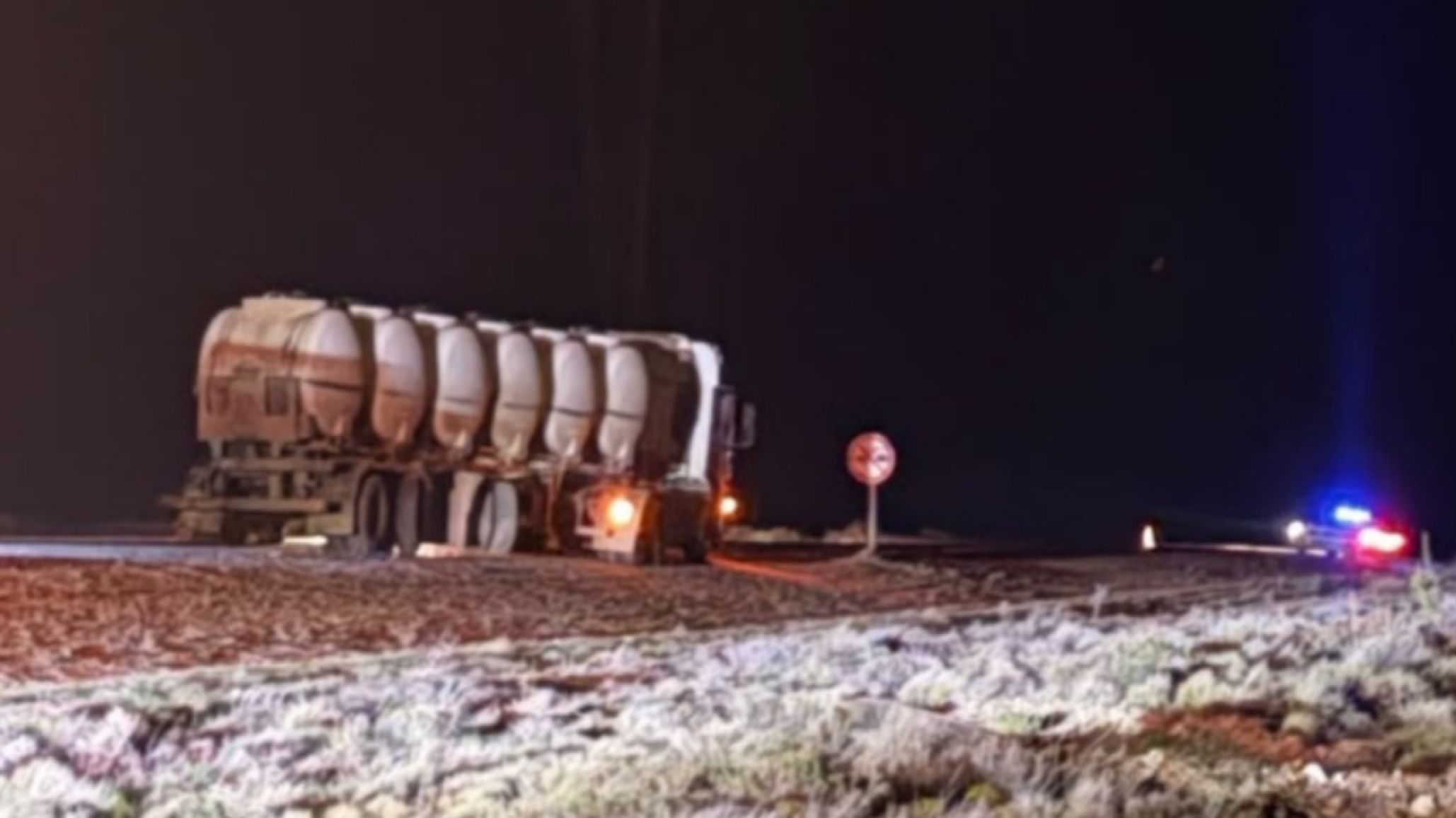 Tragedia en la Ruta 3: dos jóvenes de Trelew murieron tras el choque entre dos camiones y un auto