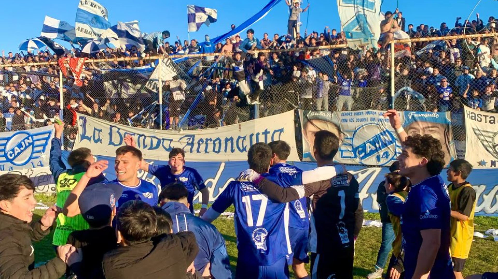 El "Aeronauta" arrasa en el sur: Jorge Newbery cerró la primera fase como el mejor de la Patagonia y ya espera rival