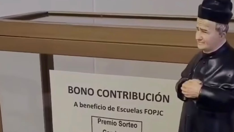 A través de un bono sortearán la camioneta que perteneció al Padre Corti