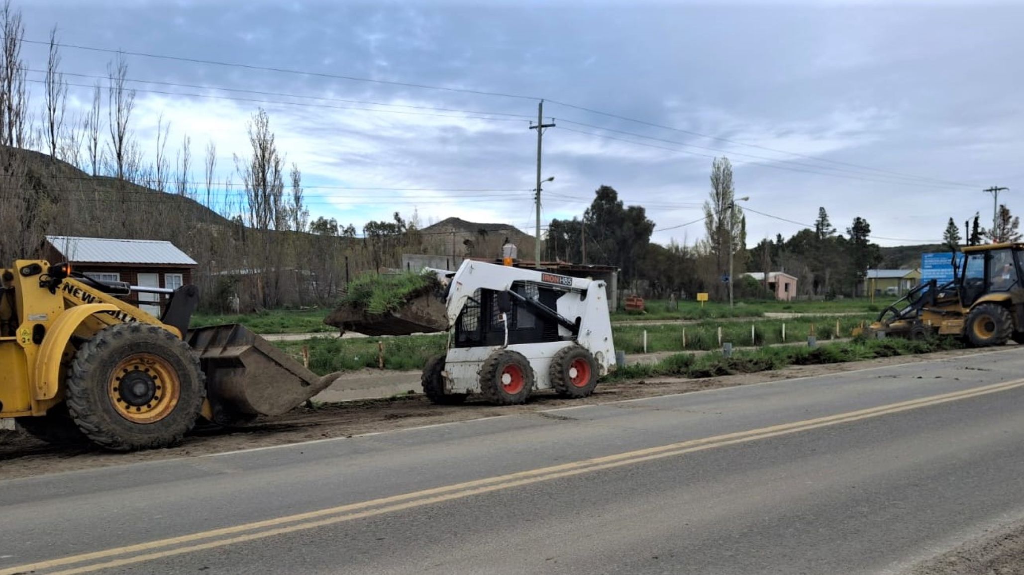 Continúan los trabajos de Vialidad Nacional sobre la Ruta 3 en el acceso norte a Comodoro