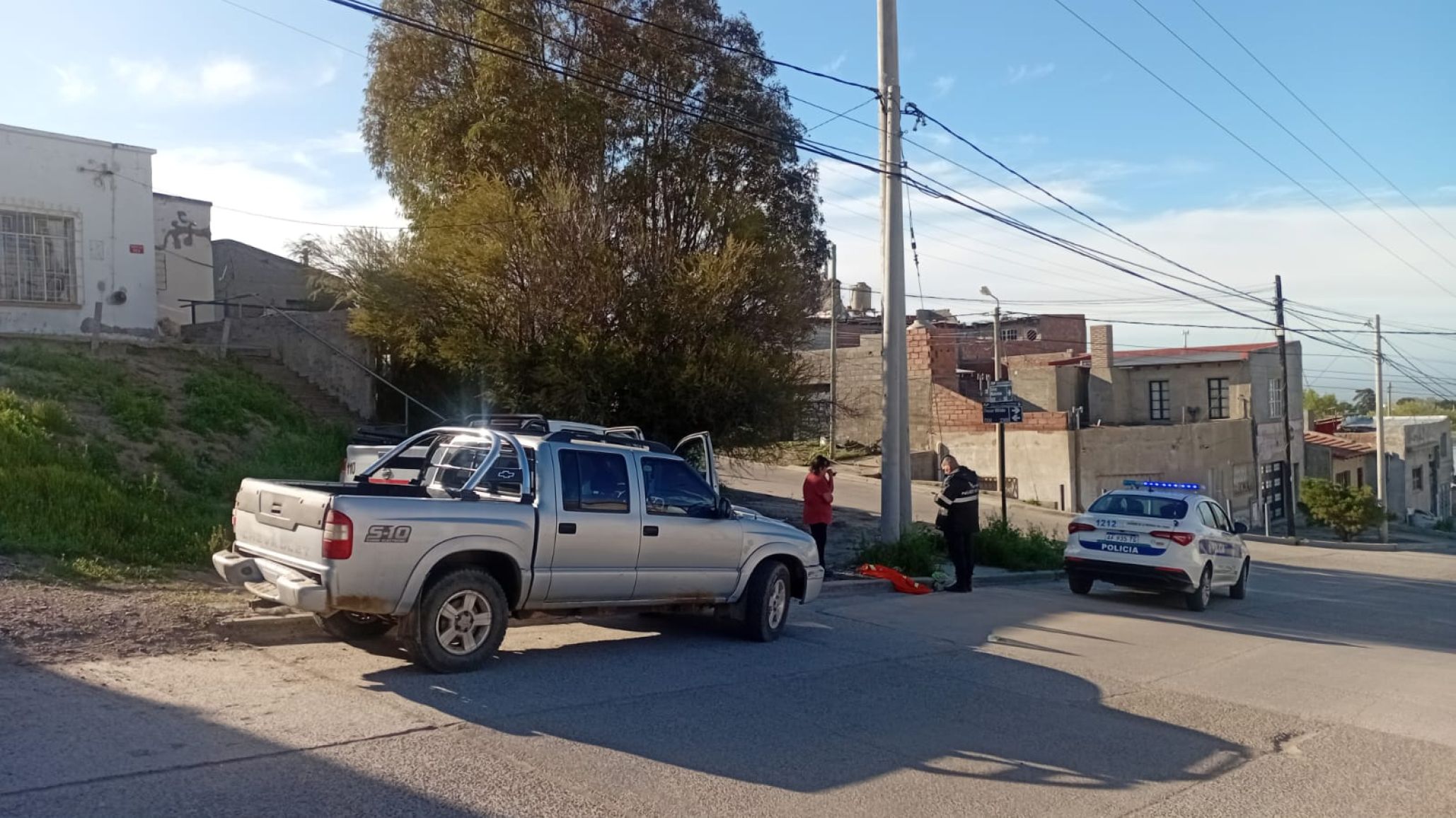 Comodoro Rivadavia: detuvieron a una mujer acusada de intentar robar elementos de una camioneta