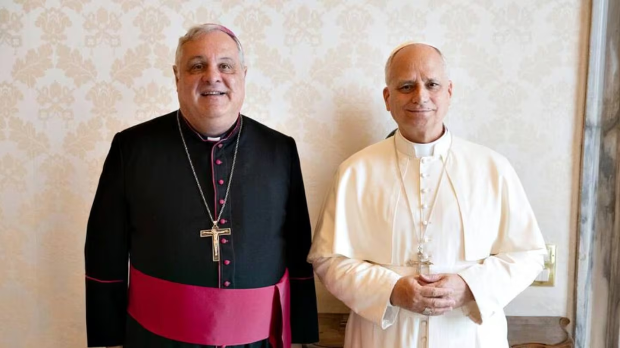 El Episcopado pidió una "oración especial" por León XIV antes de su operación