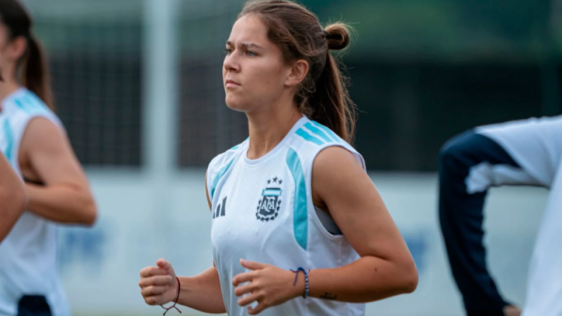 De Comodoro al Mundial: la joven Emma Díaz ya viaja rumbo a Marruecos con la Selección Argentina Sub-17