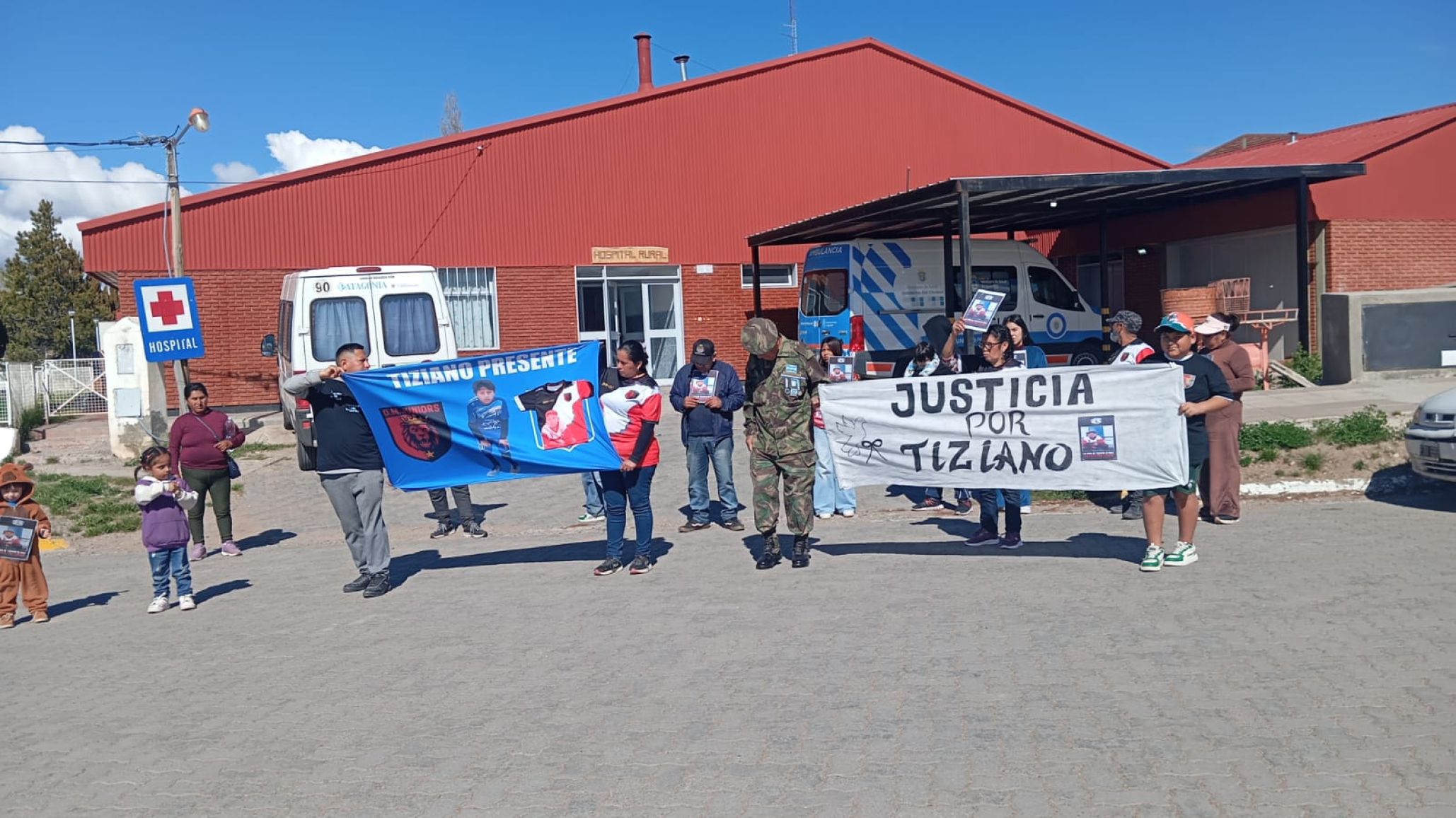 A un año de la muerte de Tiziano, su familia marchó en Paso de Indios para pedir justicia