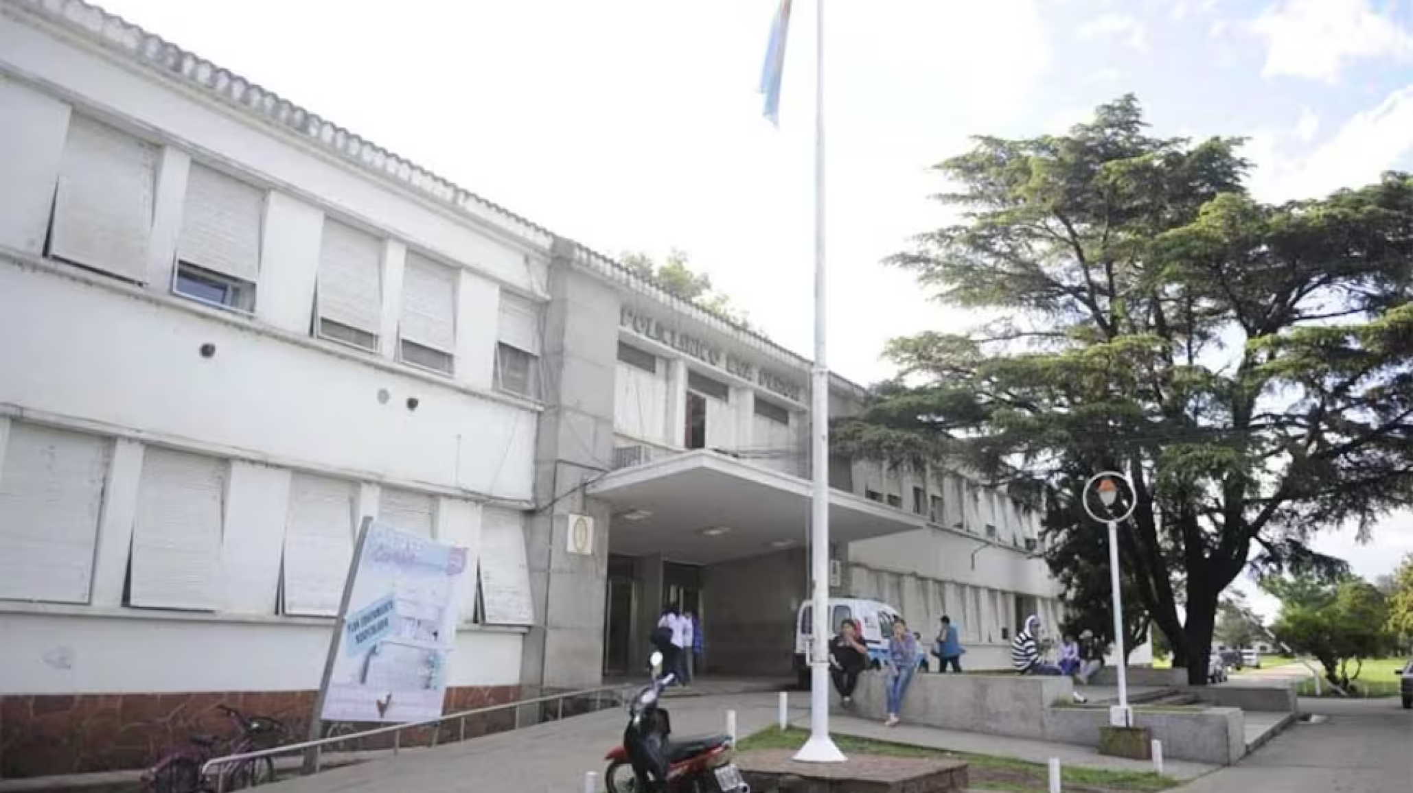 Intento de femicidio en Rosario: cesárea de urgencia para salvar a un bebé y detención tras un brutal ataque con fuego