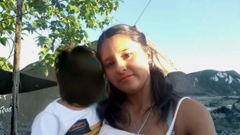Femicidio en Santiago del Estero: la asesinó con una almohada mientras sus cuatro hijos dormían y dio una insólita coartada