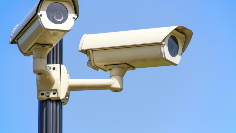 Caleta Córdova: el Municipio proyecta instalar cámaras de seguridad y reforzar los controles para el verano