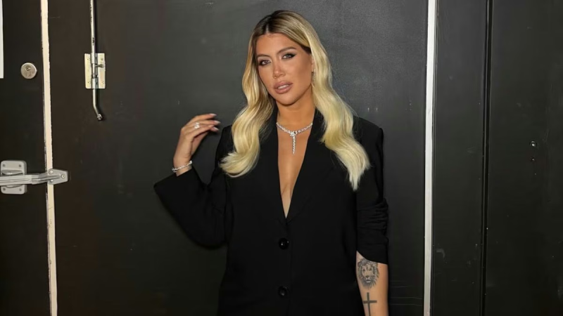 Wanda Nara puso a la venta una camiseta de la Selección que perteneció a Mauro Icardi