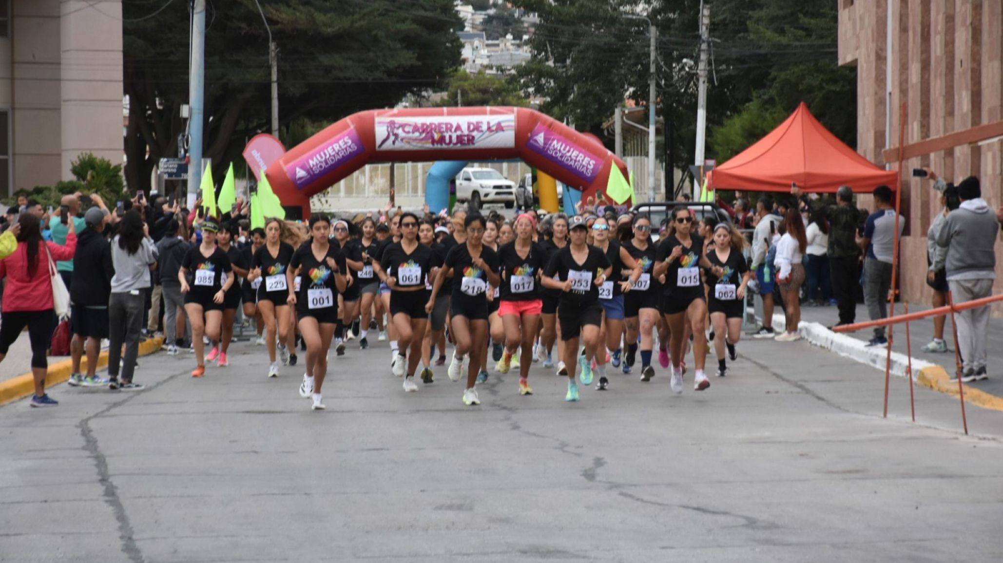 Comodoro Rivadavia celebra los 20 años de la Carrera de la Mujer por Octubre Rosa
