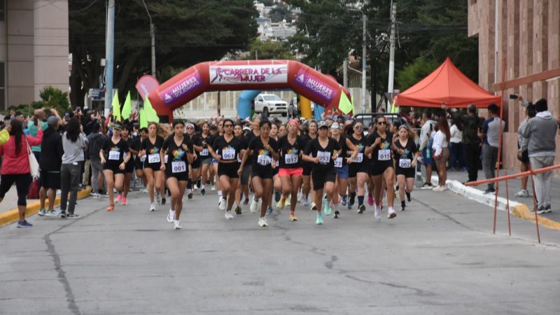 Comodoro Rivadavia celebra los 20 años de la Carrera de la Mujer por Octubre Rosa