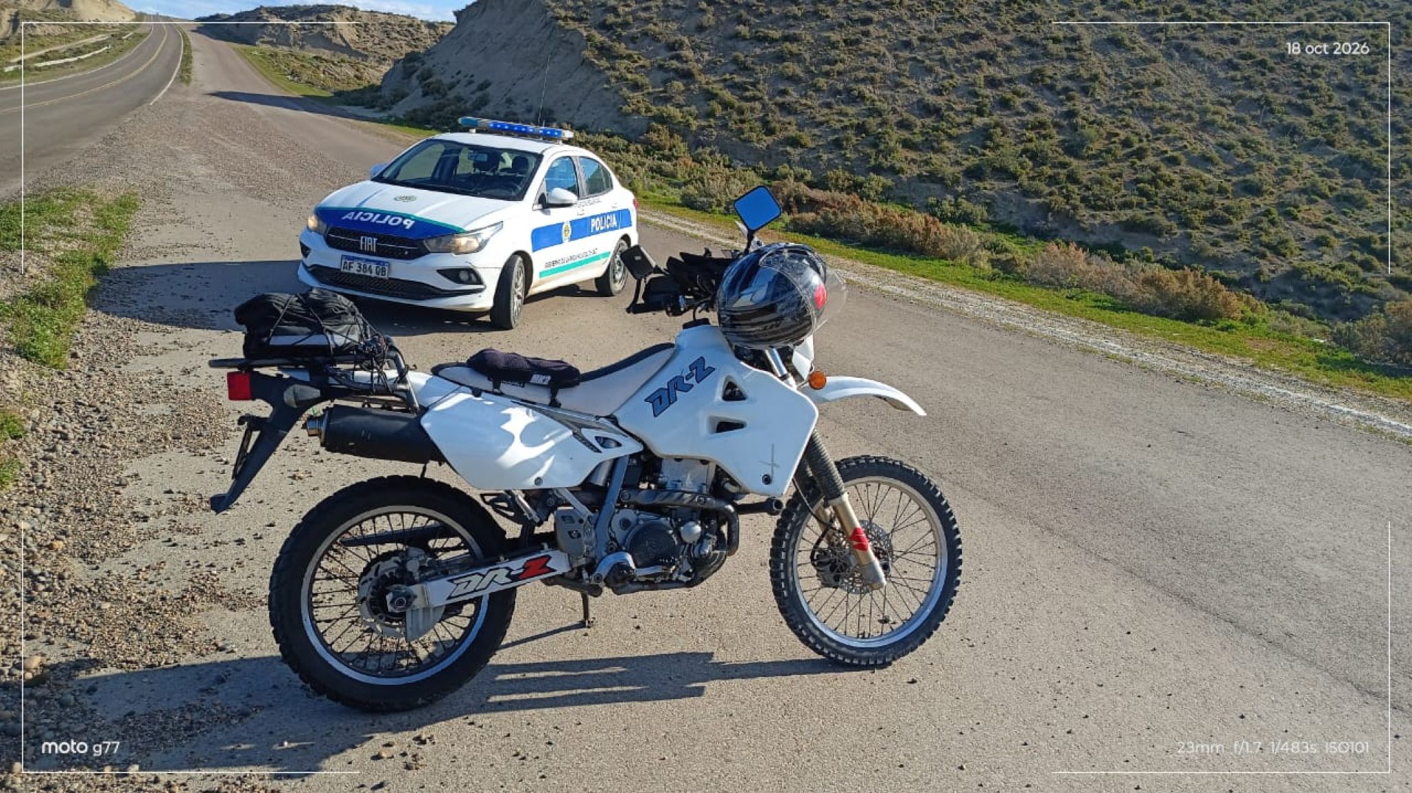 Choque entre una camioneta y una moto en Bajada de los Palitos: un hombre terminó herido