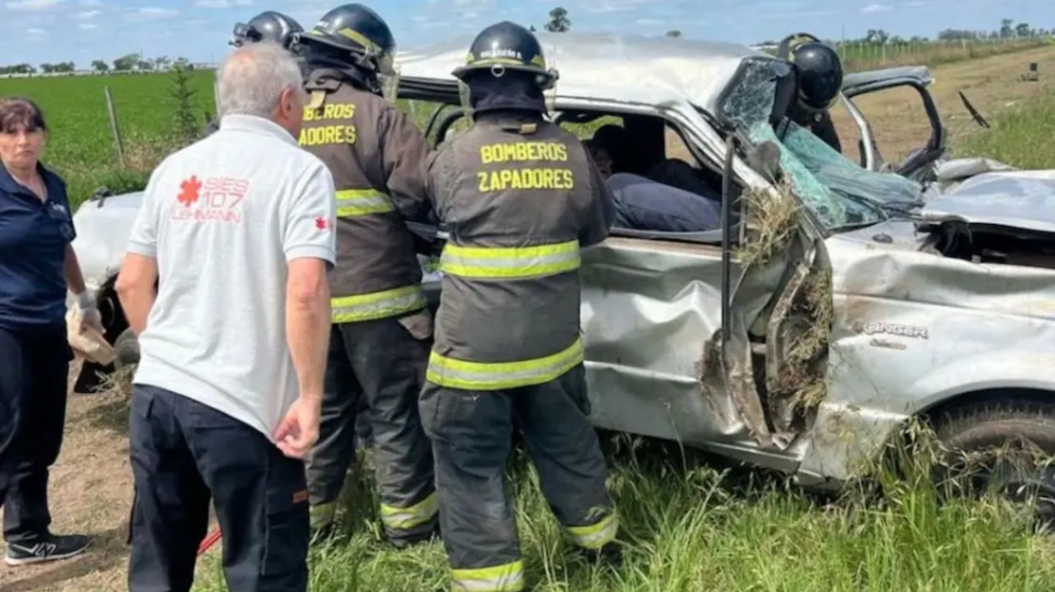 Tragedia en la Ruta 34: una pareja murió tras volcar con su camioneta