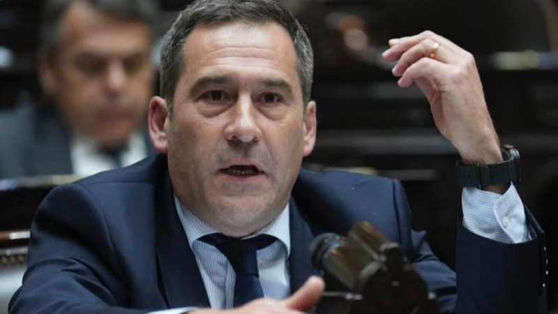 Luque llamó a dejar de lado las internas del peronismo: "No me interesa si me traicionaron a mí, me interesa lo que le están haciendo a la gente"