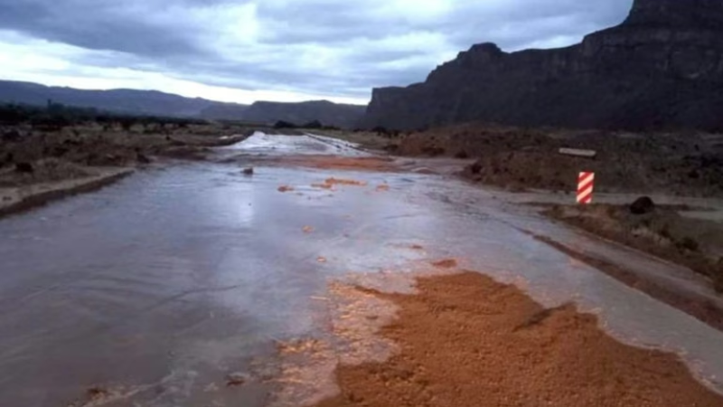 Alerta meteorológica en Chubut: rige una advertencia amarilla, cierran tres rutas provinciales y se despliega un operativo de emergencia
