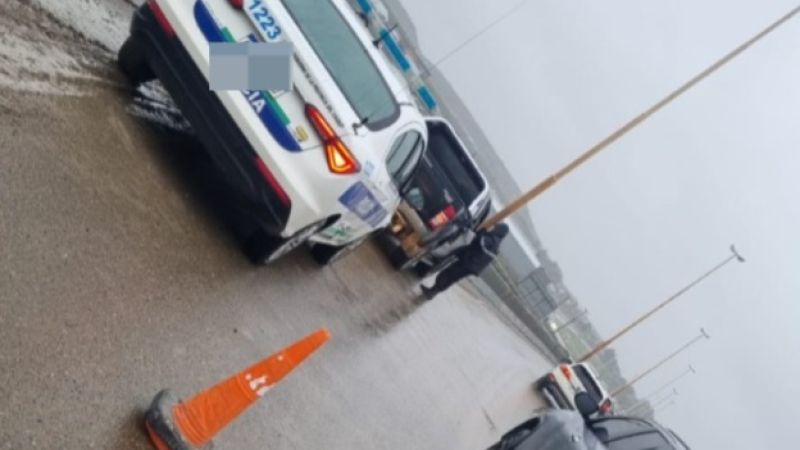 Una camioneta quedó detenida en Ruta 3 y 26 y tuvo que intervenir la Policía