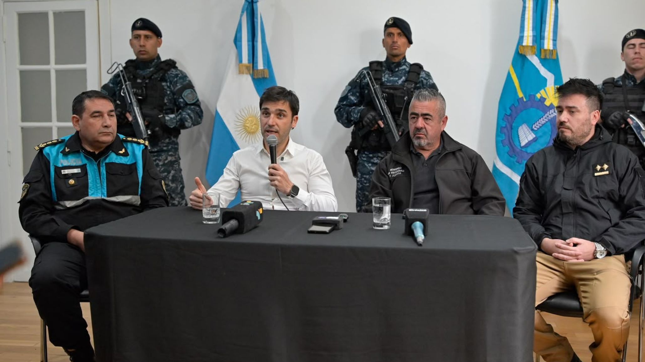 Torres confirmo una inversión millonaria en video vigilancia y un centenar de patrulleros