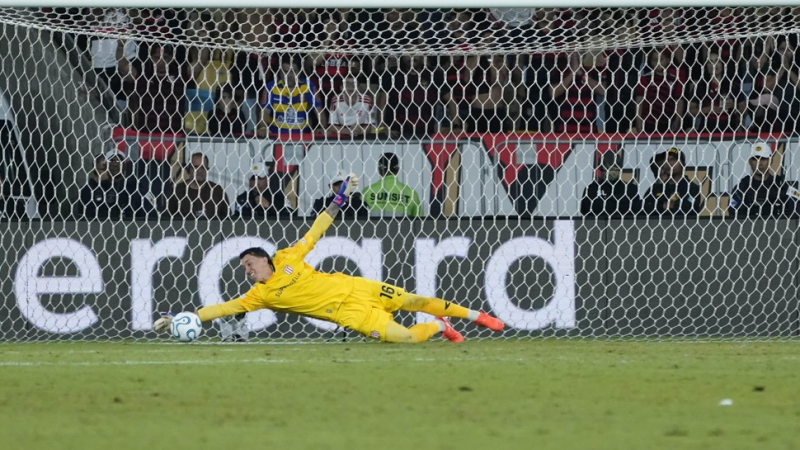 Estudiantes eliminó a Flamengo en el Maracaná y jugará la final de la Copa Libertadores