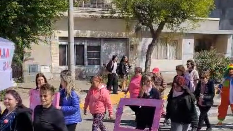 La cuarta Caminata Rosa volvió a convocar a la comunidad: "Es más fácil prevenir que curar"