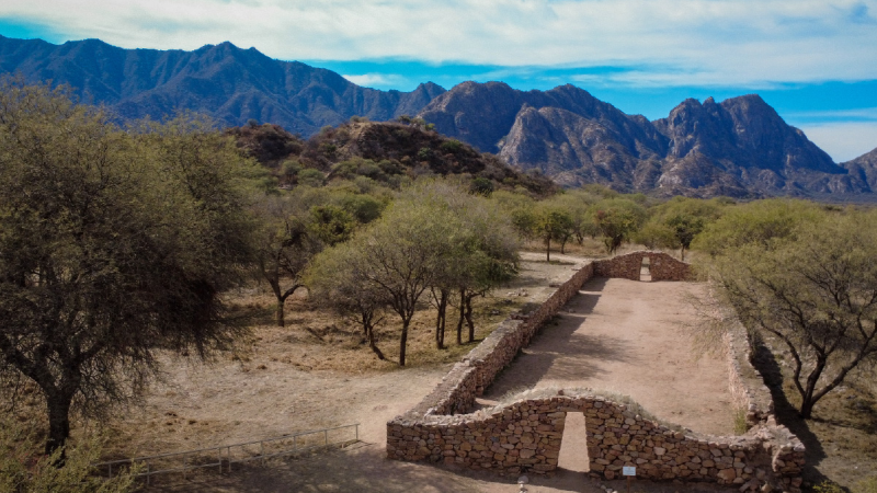 Ciencia en tiempo real: cómo ver en vivo una excavación incaica en las ruinas de Catamarca