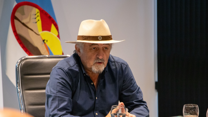 Othar: "Sampaoli elije poner palos en la rueda por capricho"