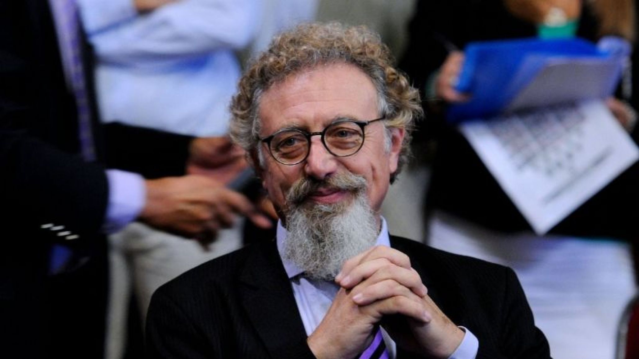 Luenzo condenó la violencia y dijo que hace meses no habla con Arcioni