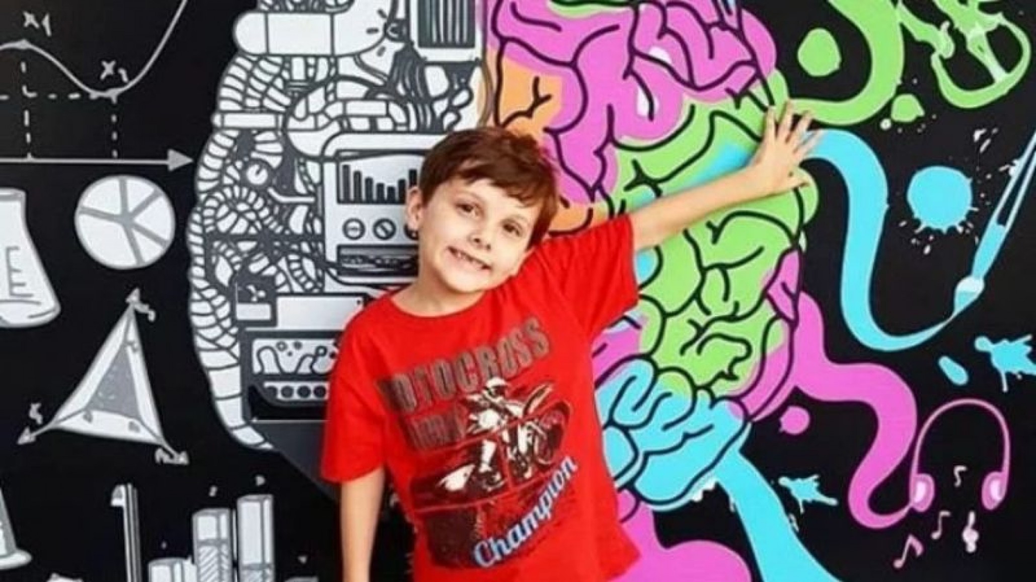 Niño autista aprende nueve idiomas