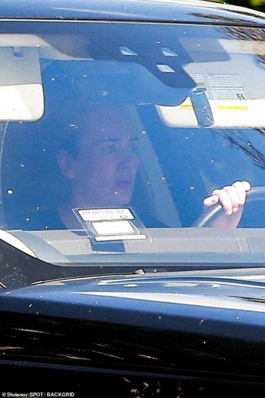 Adele fue captada sin maquillaje y camino al gimnasio