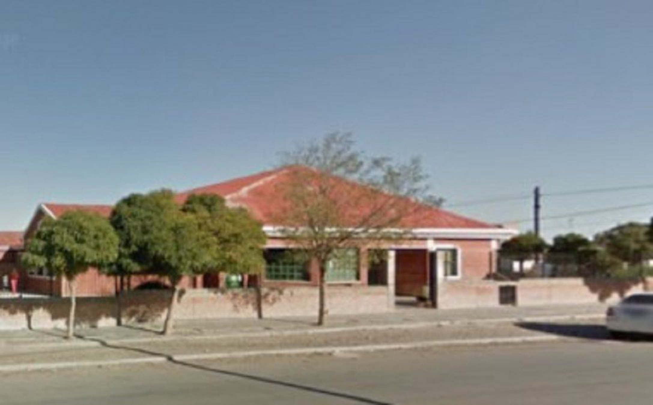 Atrapan a un adolescente robando en una escuela de Trelew
