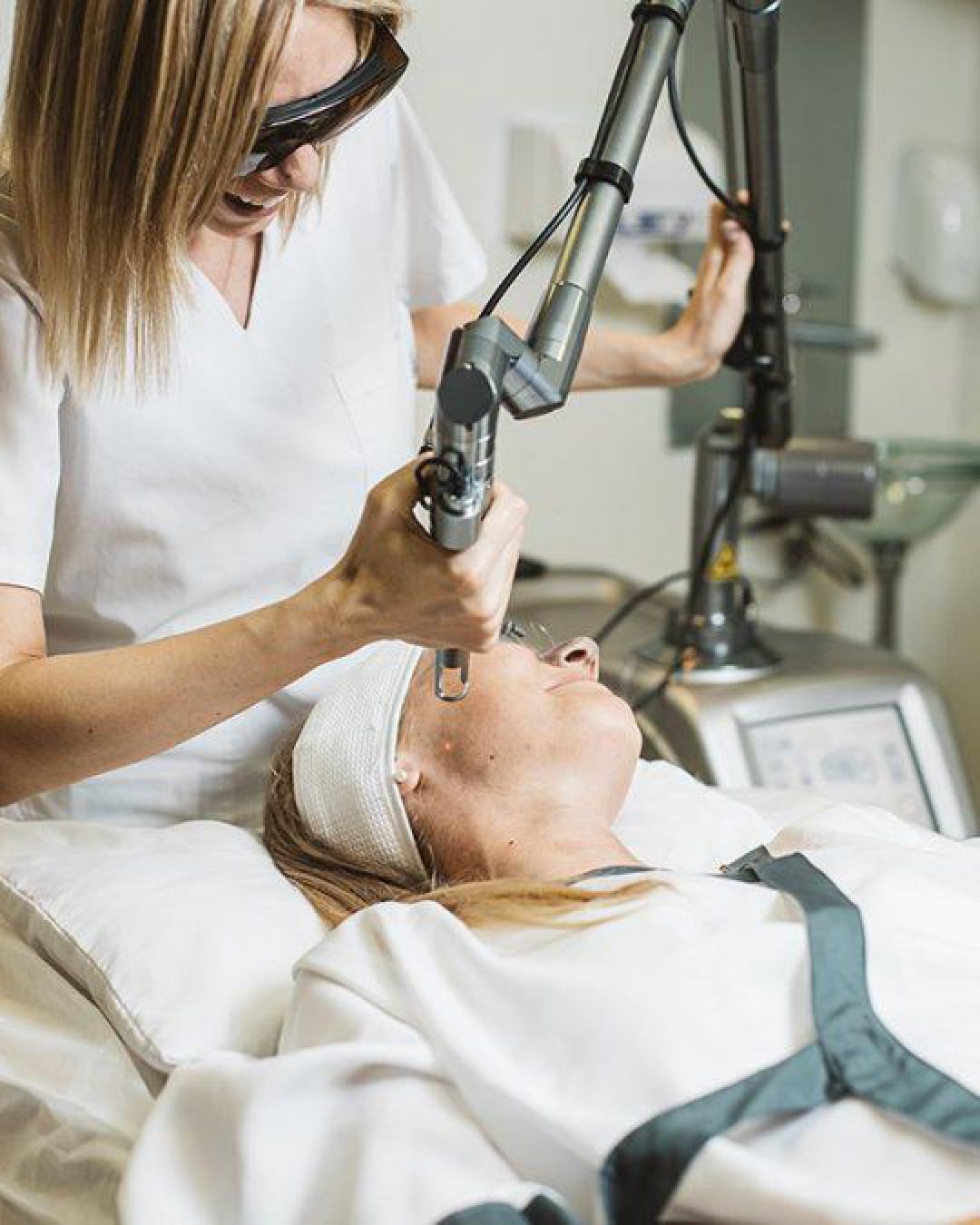 ¡Caso polémico! Ex empleada del Doctor Mühlberger declara ante la justicia