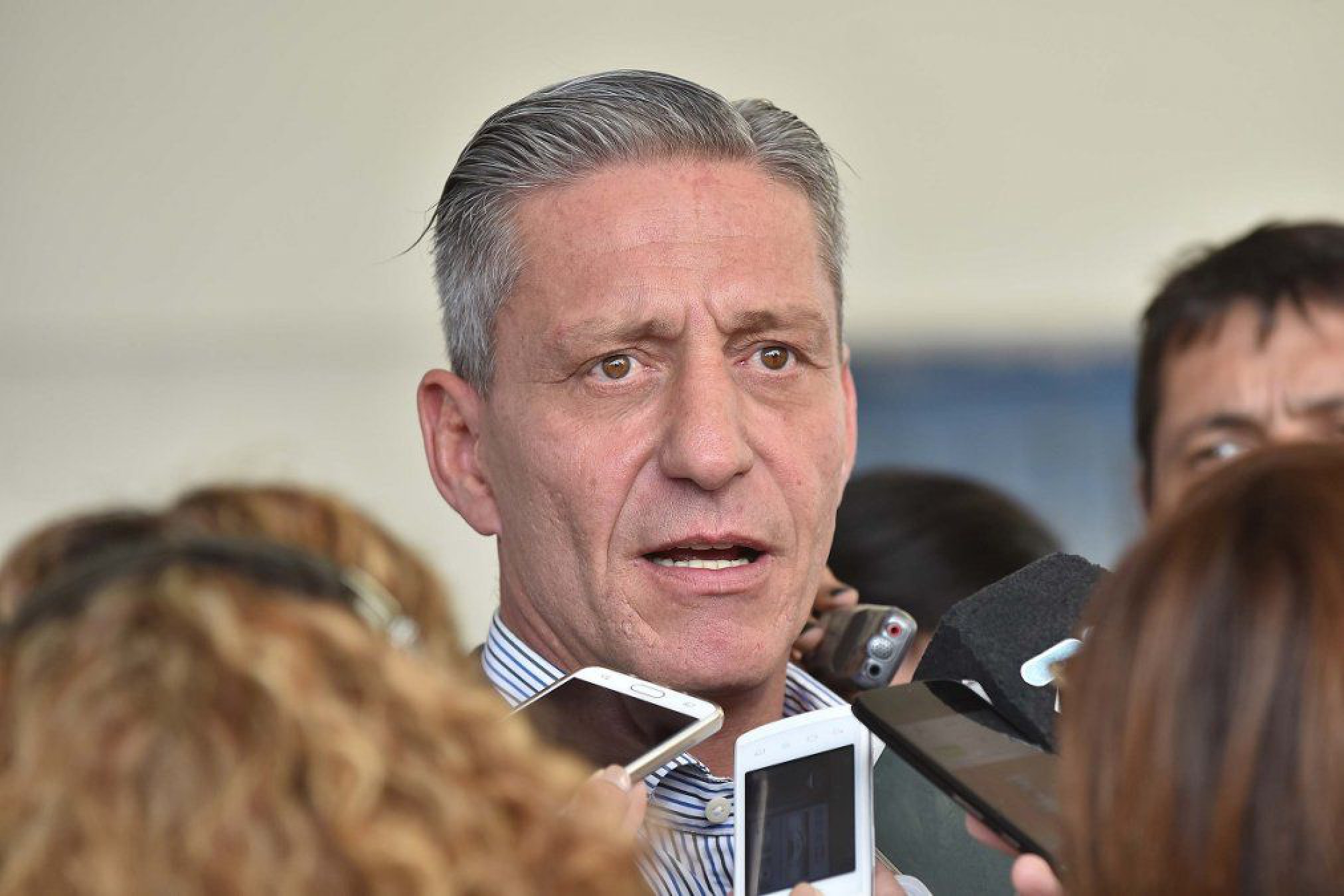 Arcioni denunció al fiscal Rivarola por “mal desempeño”