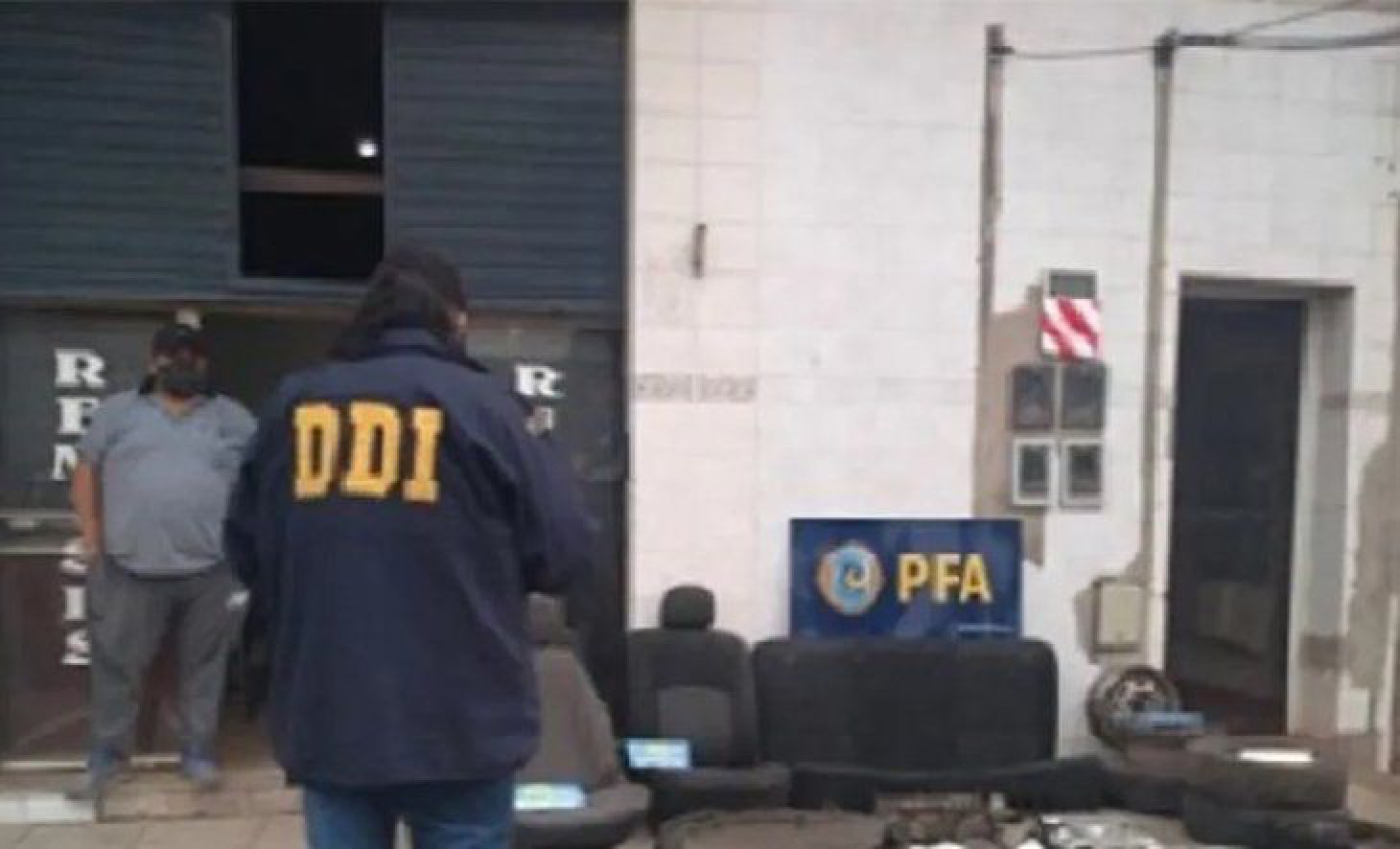 Detienen a “la banda de los remiseros”: robaban autopartes