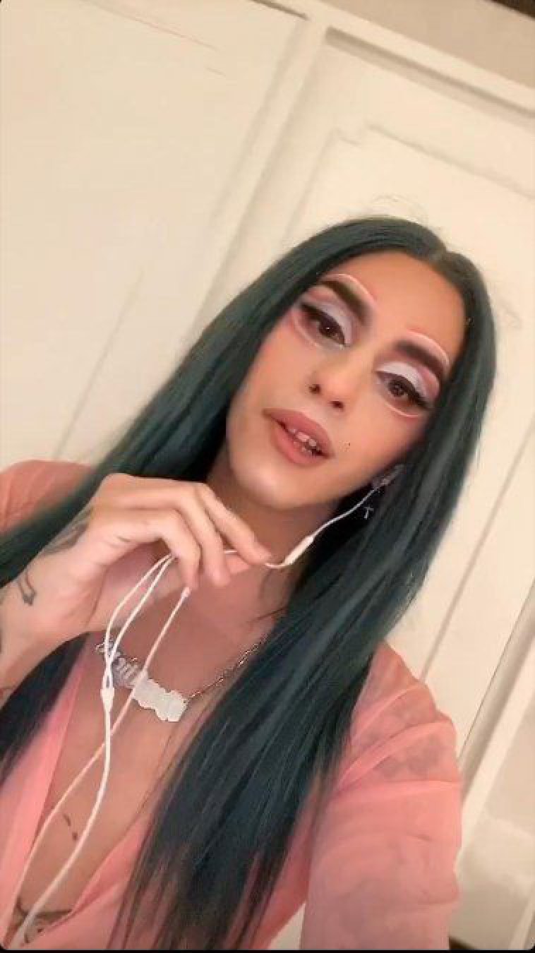 Dyhzy reveló cómo fue el día en que salió del clóset: ”yo no sonreía en las fotos”