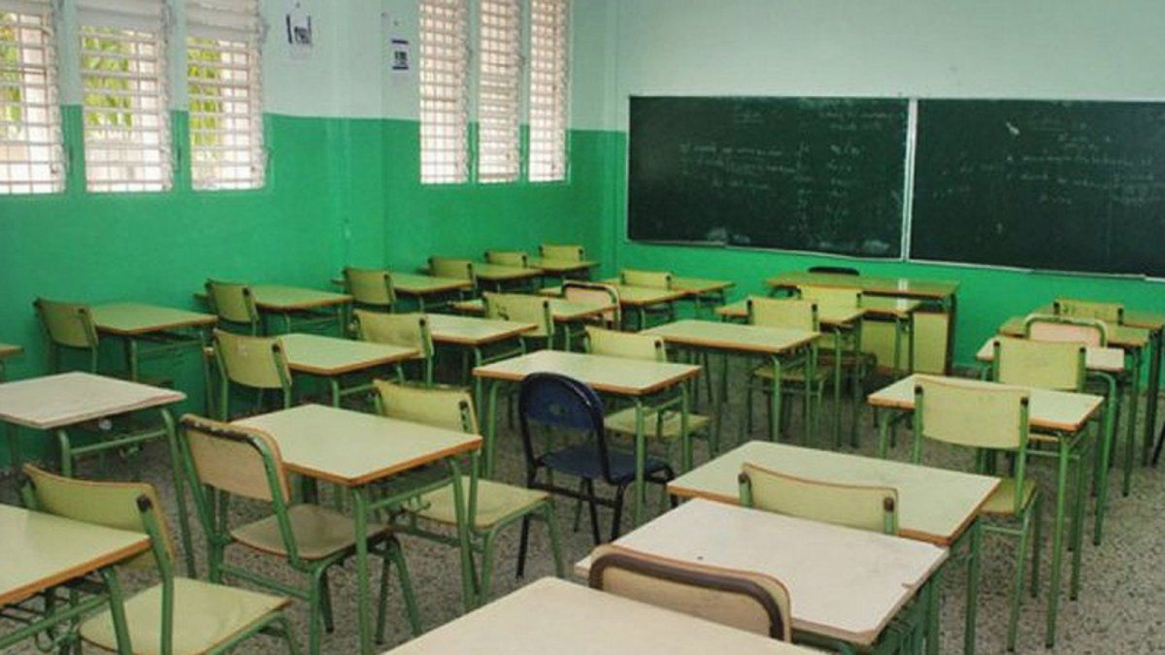 Un alumno denunció a un profesor que lo acosaba a través de whatsapp