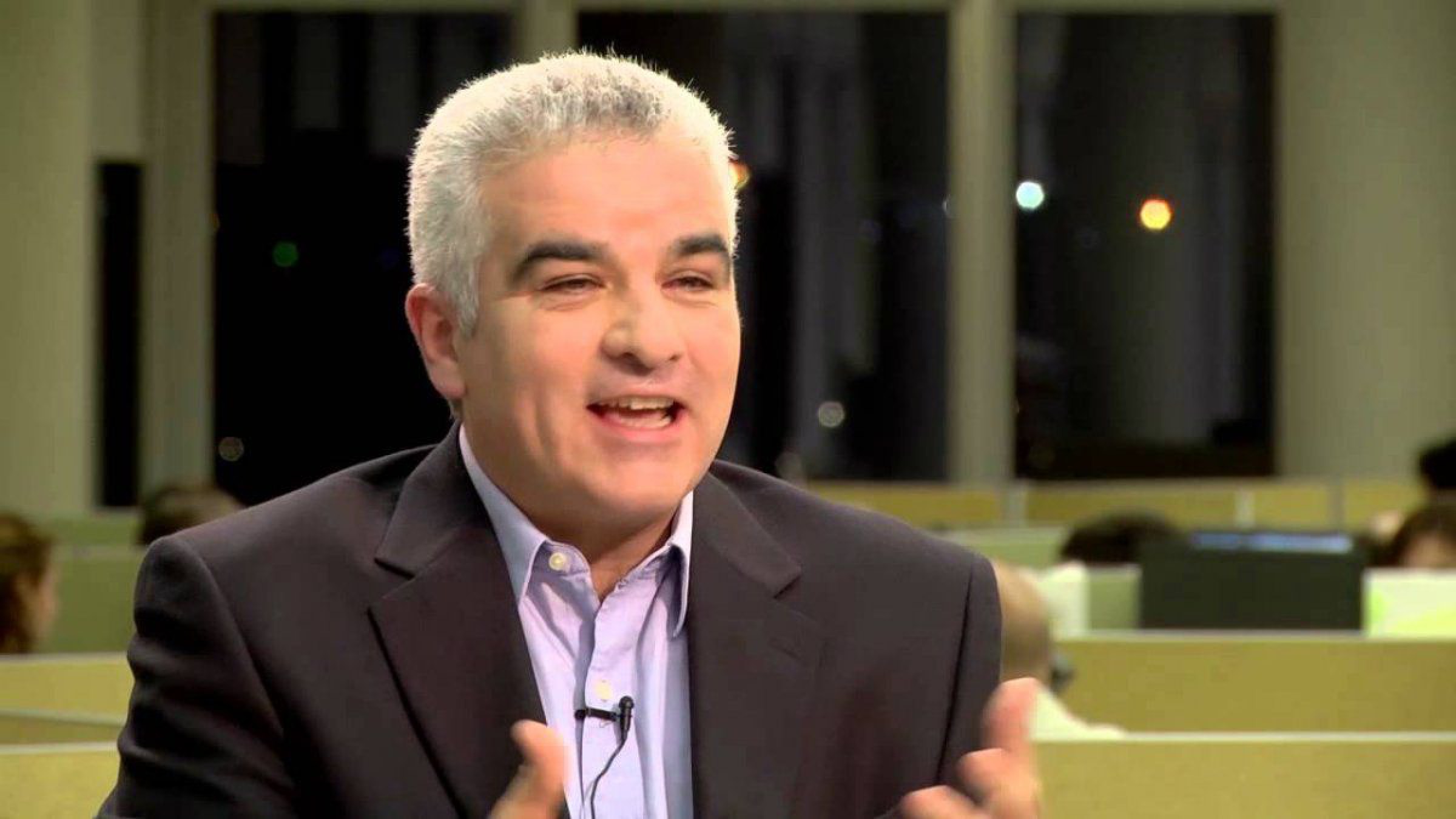 “El servicio público no resuelve los problemas” indicó un analista