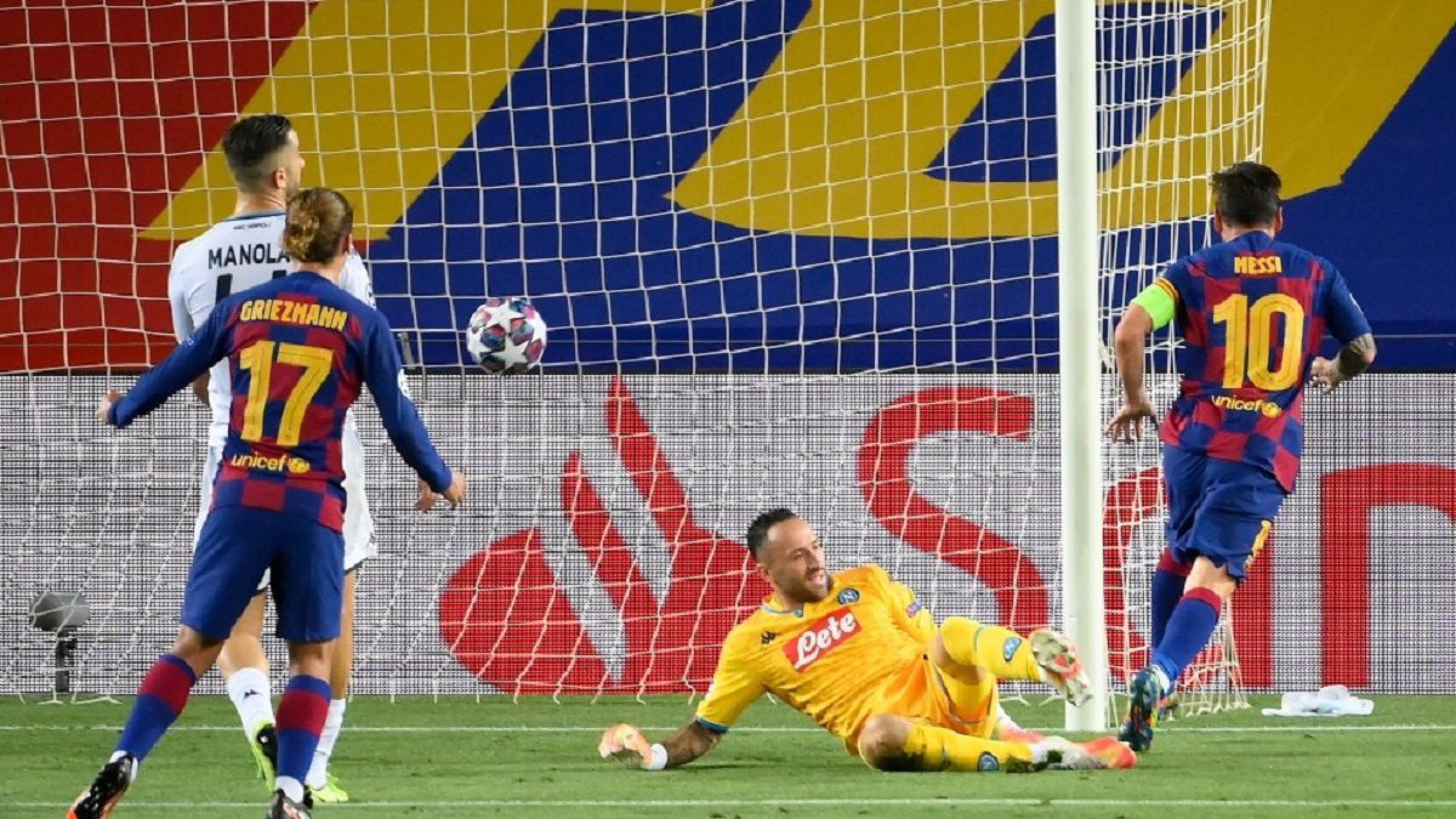 Oficial: Messi anuncia que se queda en Barcelona