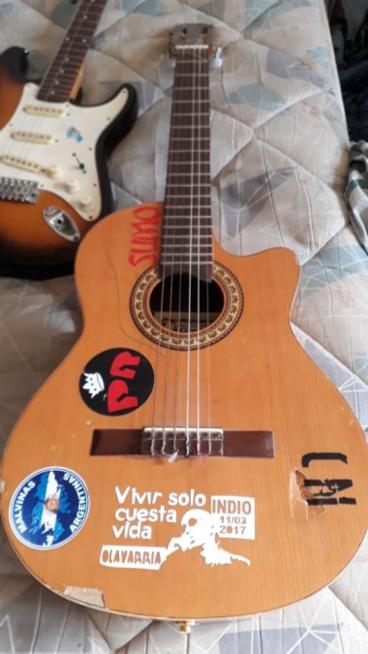 3 allanamientos dieron con material robado, además de armas