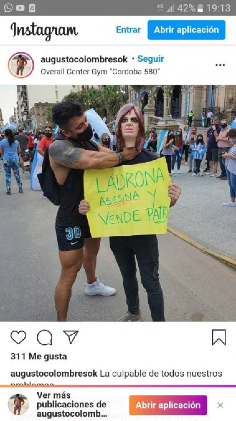 Hombre con una foto “ahorcando a Cristina” fue denunciado ante el INADI, su novia lo defiende
