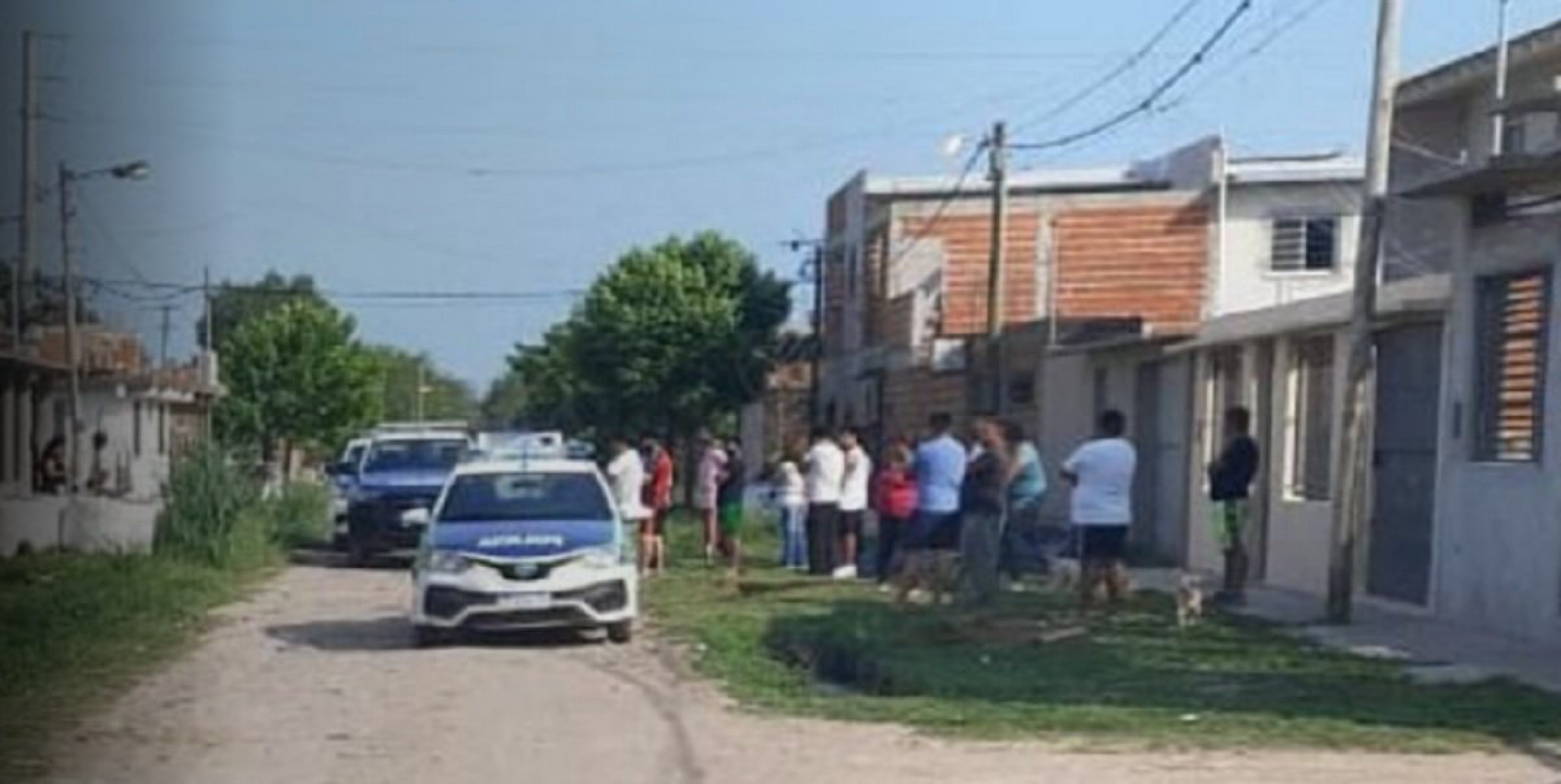 Rompieron el portón de una vivienda para usurparla, pero terminaron presos