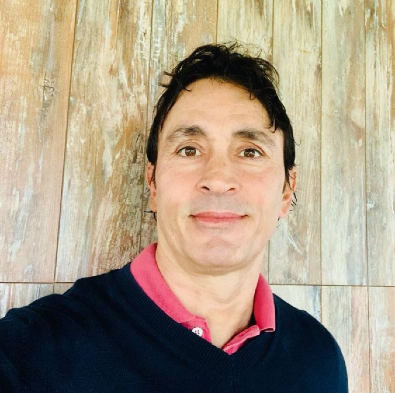 Sebastián Estevanez a dos meses del accidente sorprende con una selfie: ”Por suerte ya estoy recuperado”