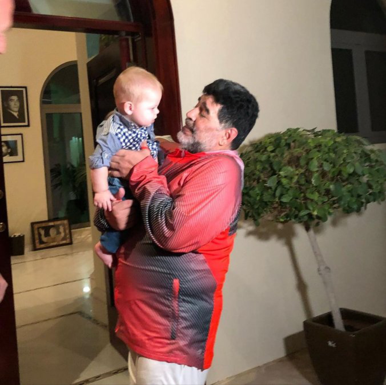 Tristeza y dolor: Los mensajes de los famosos recordando a Maradona