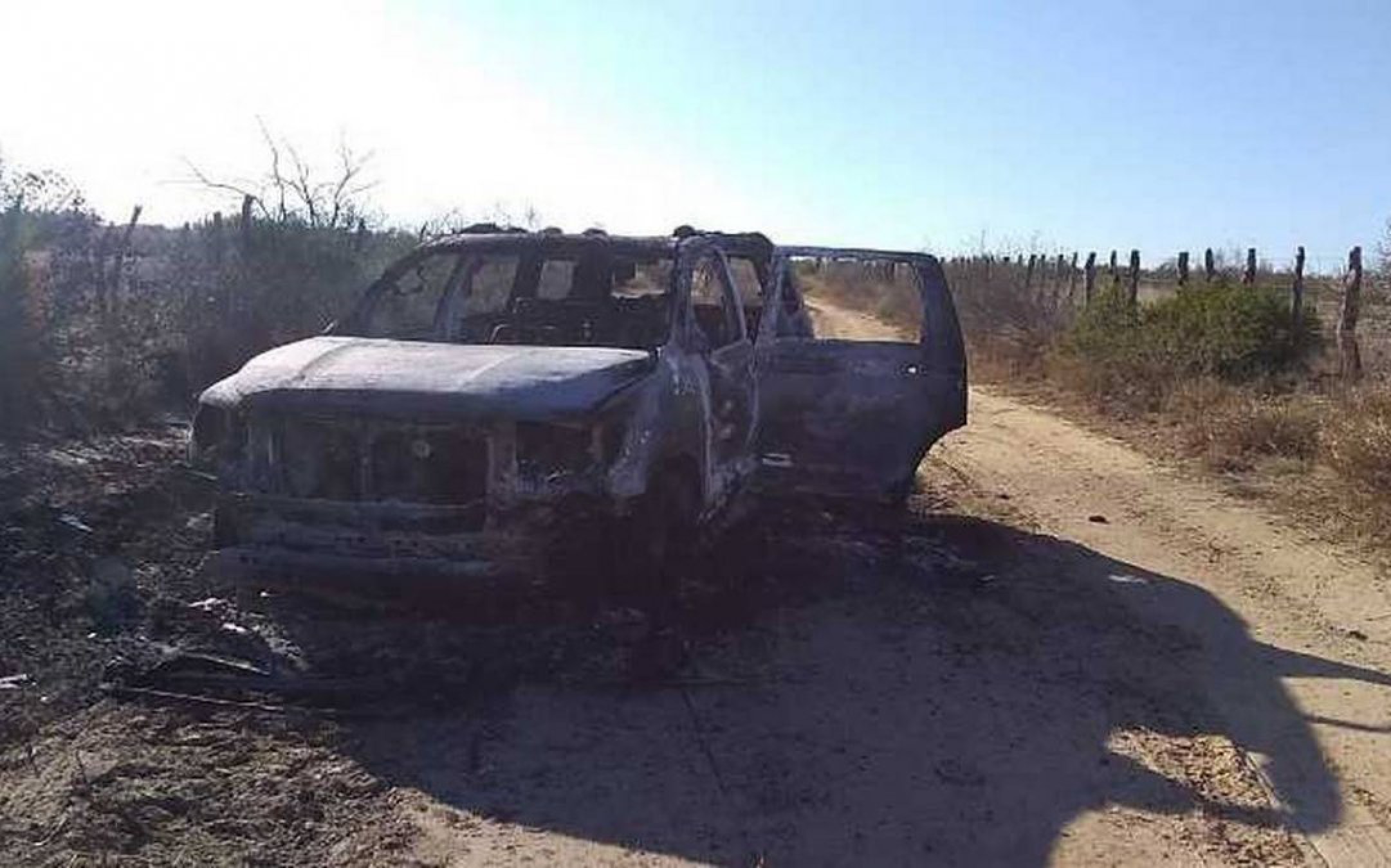 Encuentran 19 cuerpos calcinados en la frontera entre EEUU y México