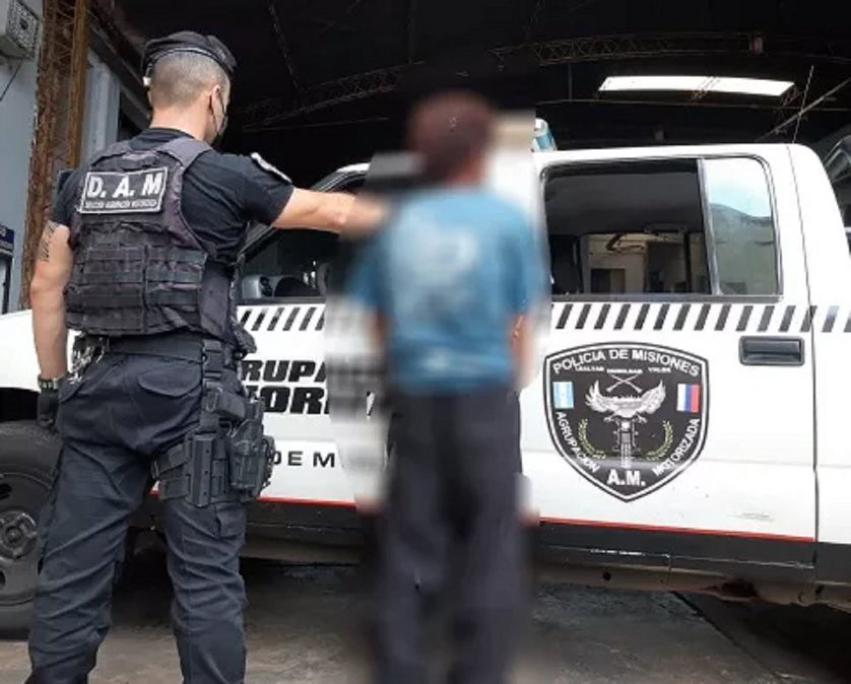 Amenazó con un machete a un menor y le robó dinero: lo detuvieron